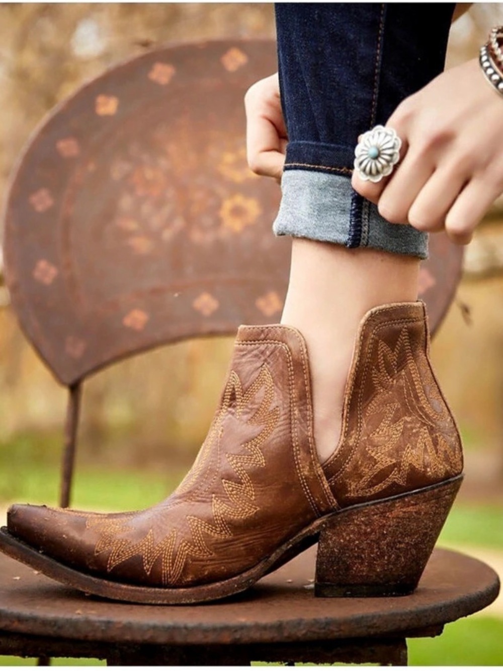 Ariat Dixon Western Ankle Boot